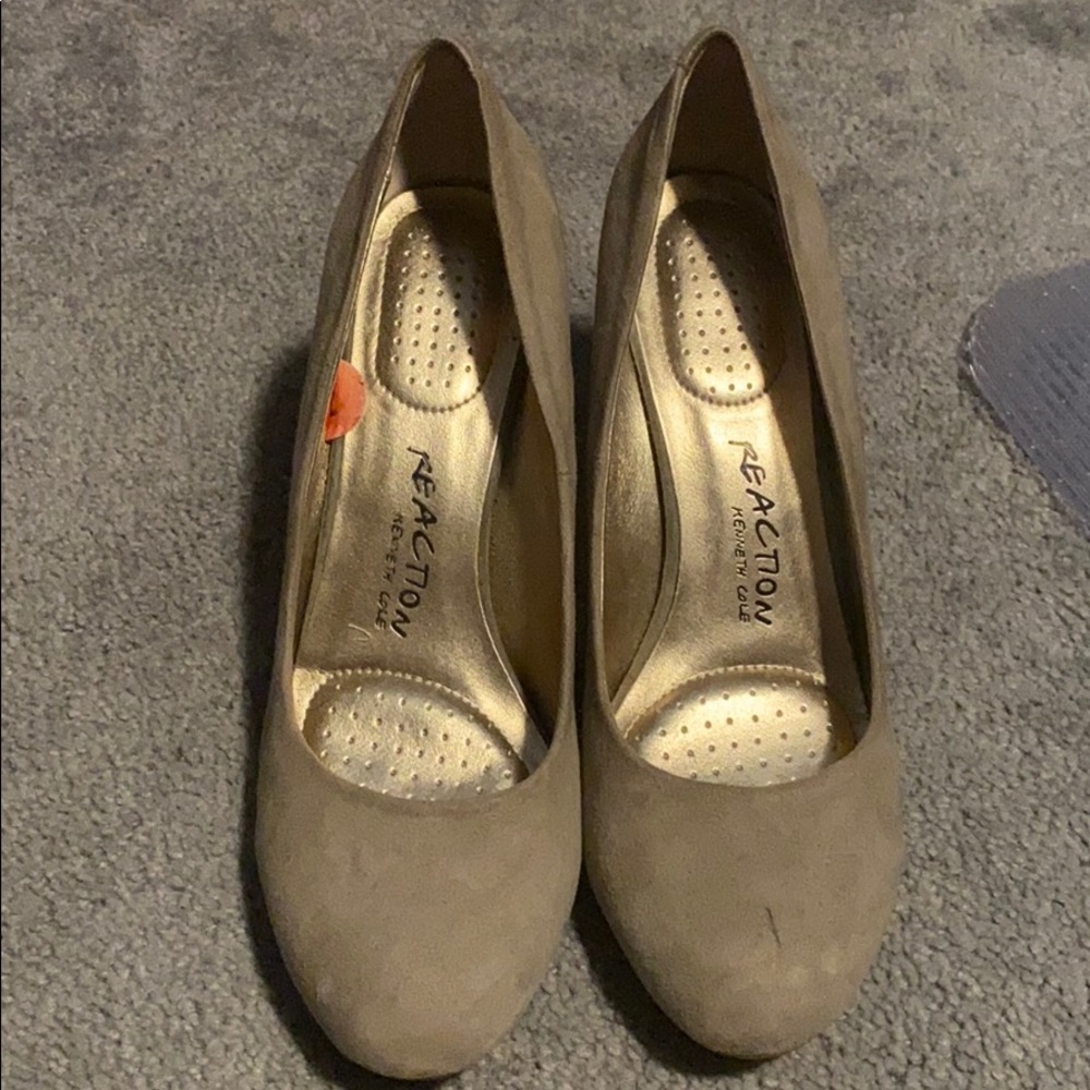 Kenneth Cole REACTION heel